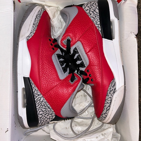 Air Jordan Retro 3s 'Unite' Size 8.5 - Picture 3 of 4